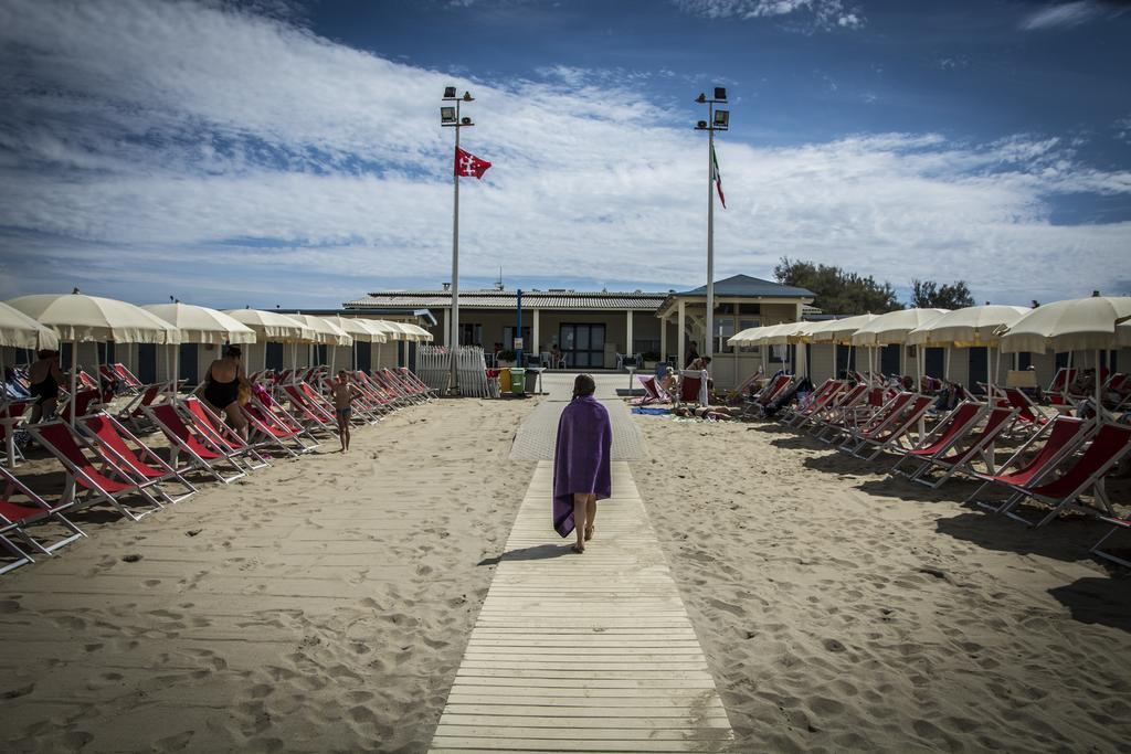 Hotel Riviera Blu Tirrenia Zewnętrze zdjęcie
