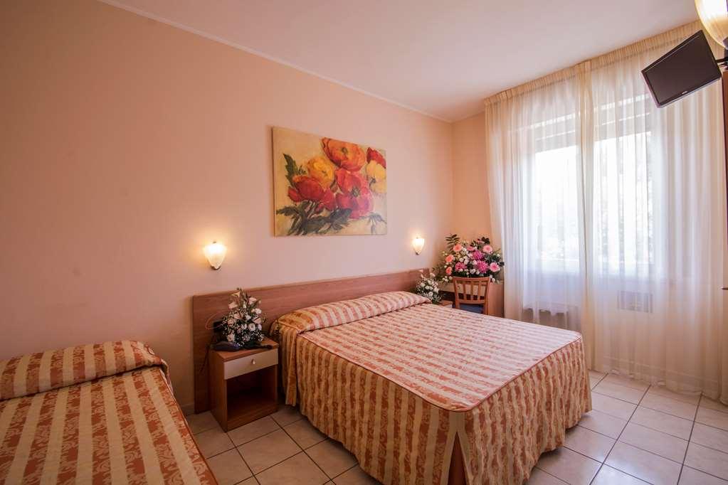 Hotel Riviera Blu Tirrenia Pokój zdjęcie